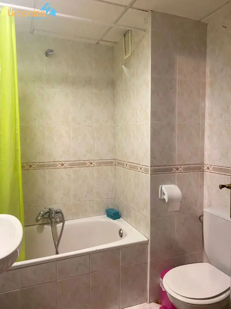 Flat for rent in Calle Antonio Pesini, Valdepasillas - La Paz - Huerta Rosales
