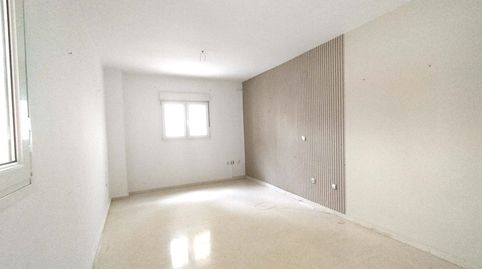 Foto 3 de Piso en venta en Plaza Alhambra, 2, San Juan del Puerto, Huelva