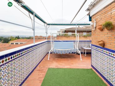 Ático con ascensor en venta en Calle SANTO TOMAS DE VILLANUEVA 20