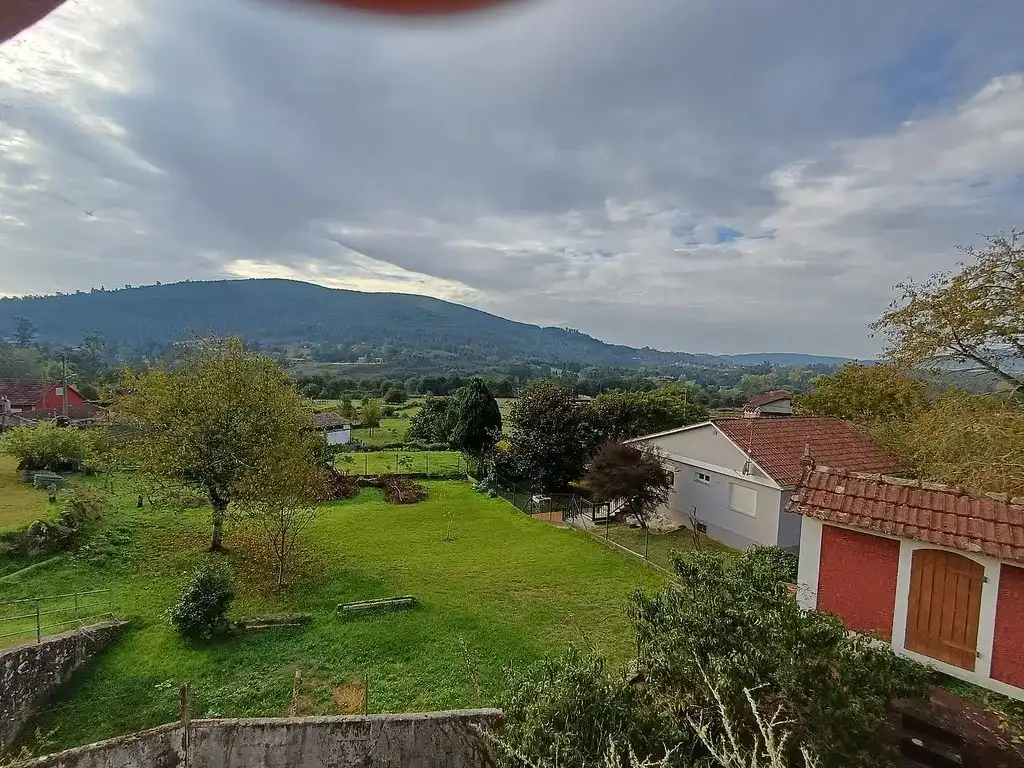 Casa o xalet en venda en Mondariz amb Calefacció, Jardí privat i Parquet