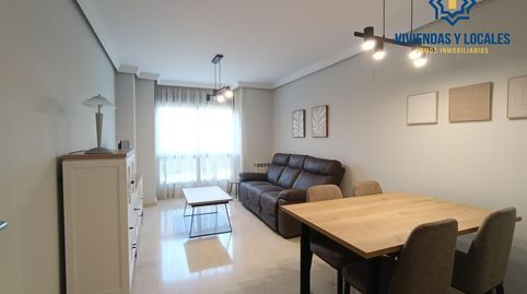 Foto 3 de Piso de alquiler en Avenida Gloria Fuertes, Angustias - Chana - Encina, Granada Capital