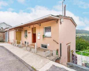 Vista exterior de Casa o xalet en venda en Coaña amb Terrassa