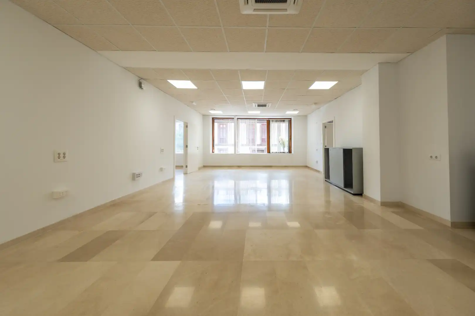 Office space with lift for sale in Calle Bravo Murillo, imagen 65