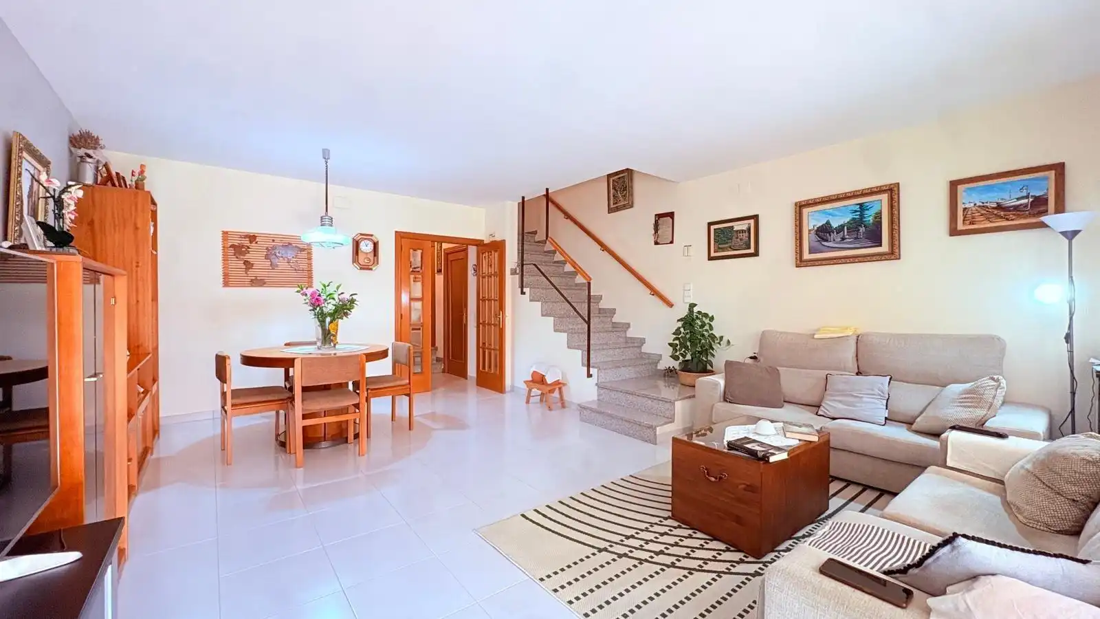 Sala d'estar de Casa o xalet en venda en Castellar del Vallès amb Calefacció i Terrassa