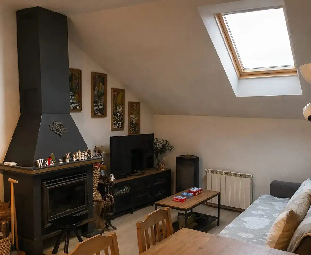 Wohnzimmer von Wohnung zur Miete in Biescas mit Parkett und Möbliert