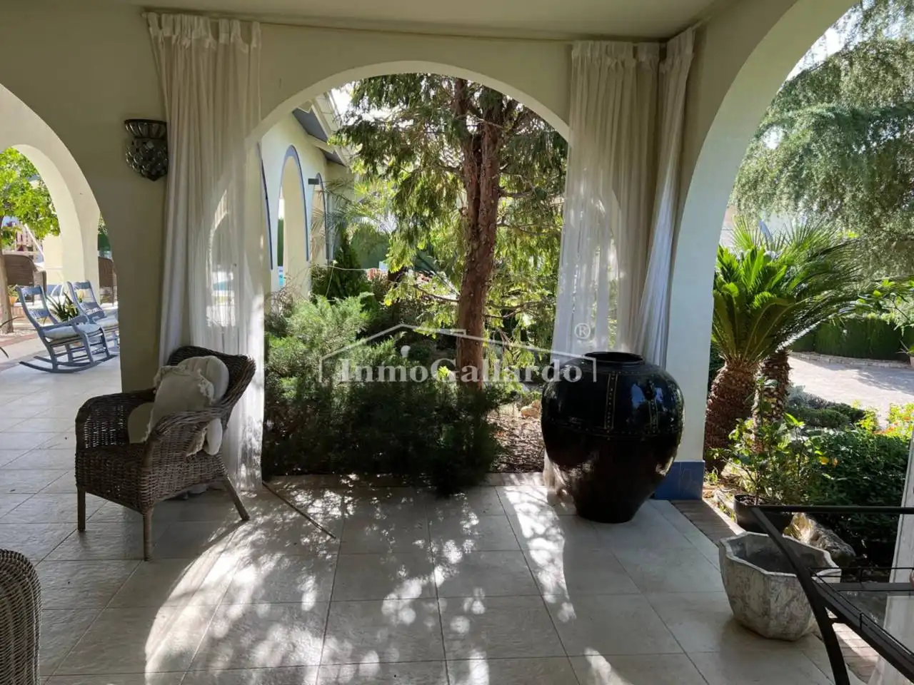 Garden of Buildings for sale in Lucena