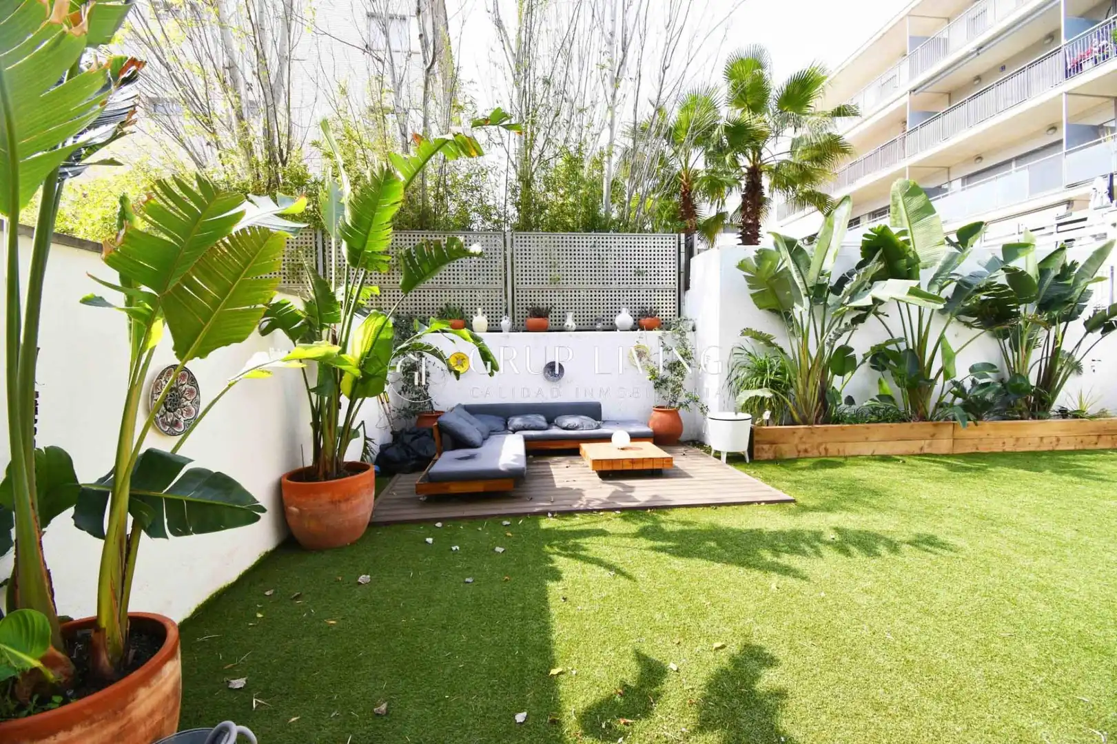 Terrassa de Pis en venda en Sitges amb Aire condicionat, Calefacció i Jardí privat