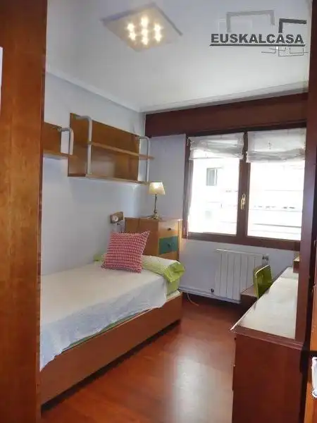 Dormitori de Pis en venda en Errekalde
