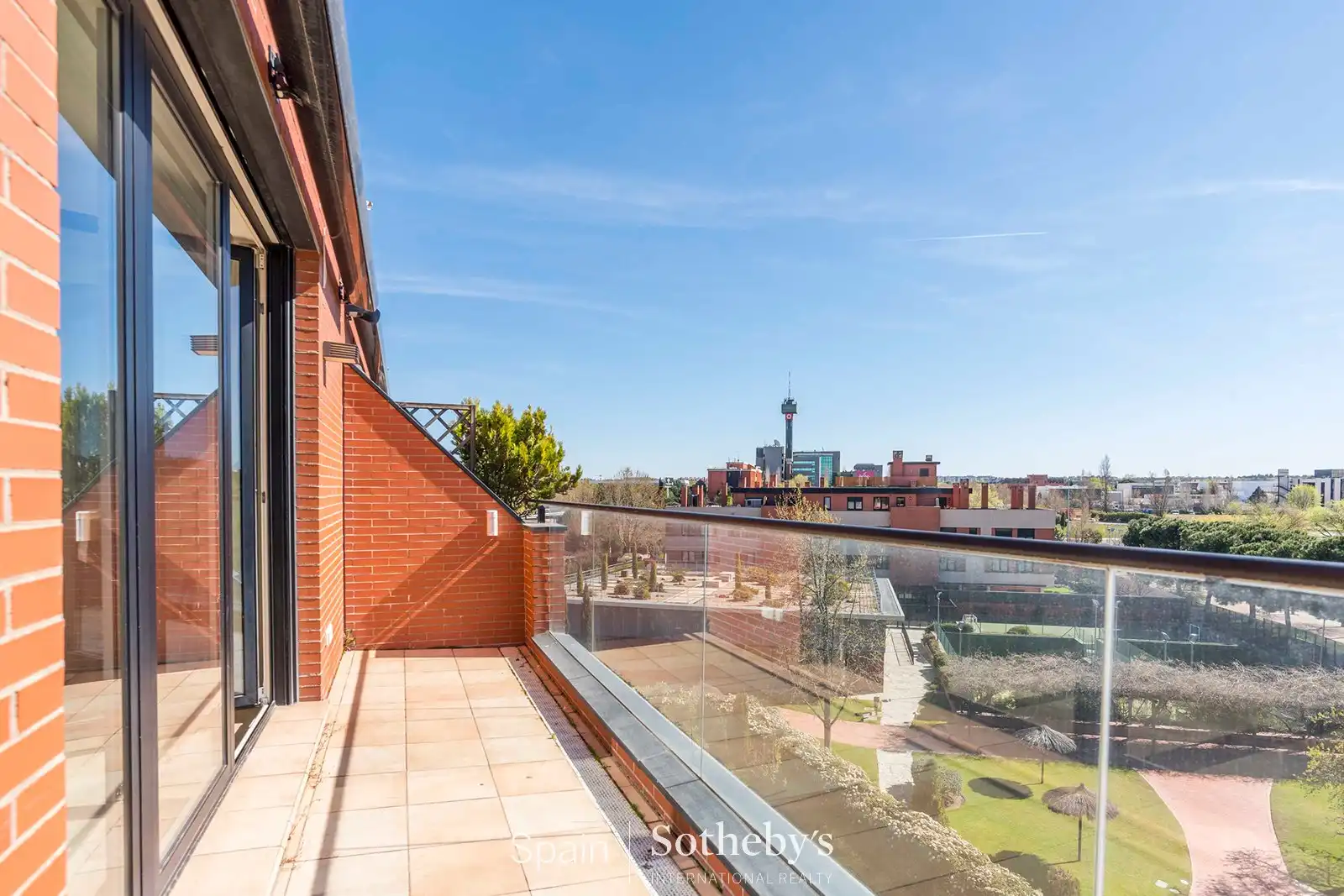 Terraza de Dúplex en venta en Pozuelo de Alarcón con Aire acondicionado, Calefacción y Terraza