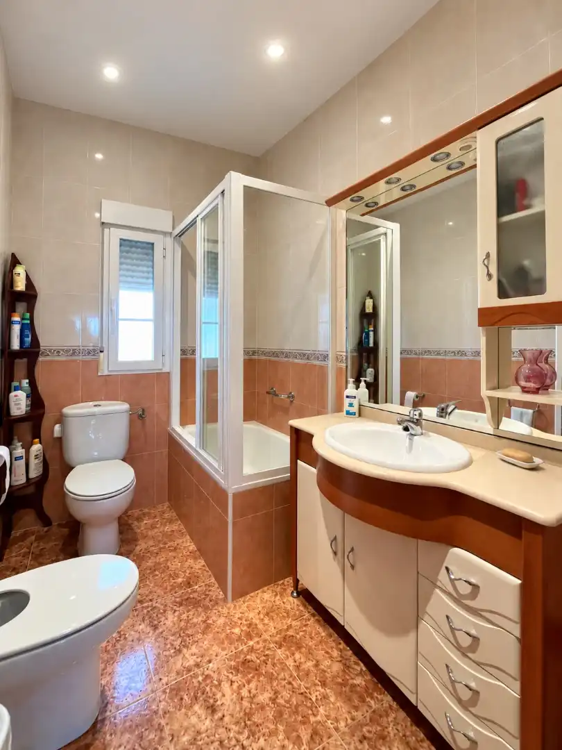 Casa bifamiliare con piscina in vendita a Villa del Prado, imagen 33