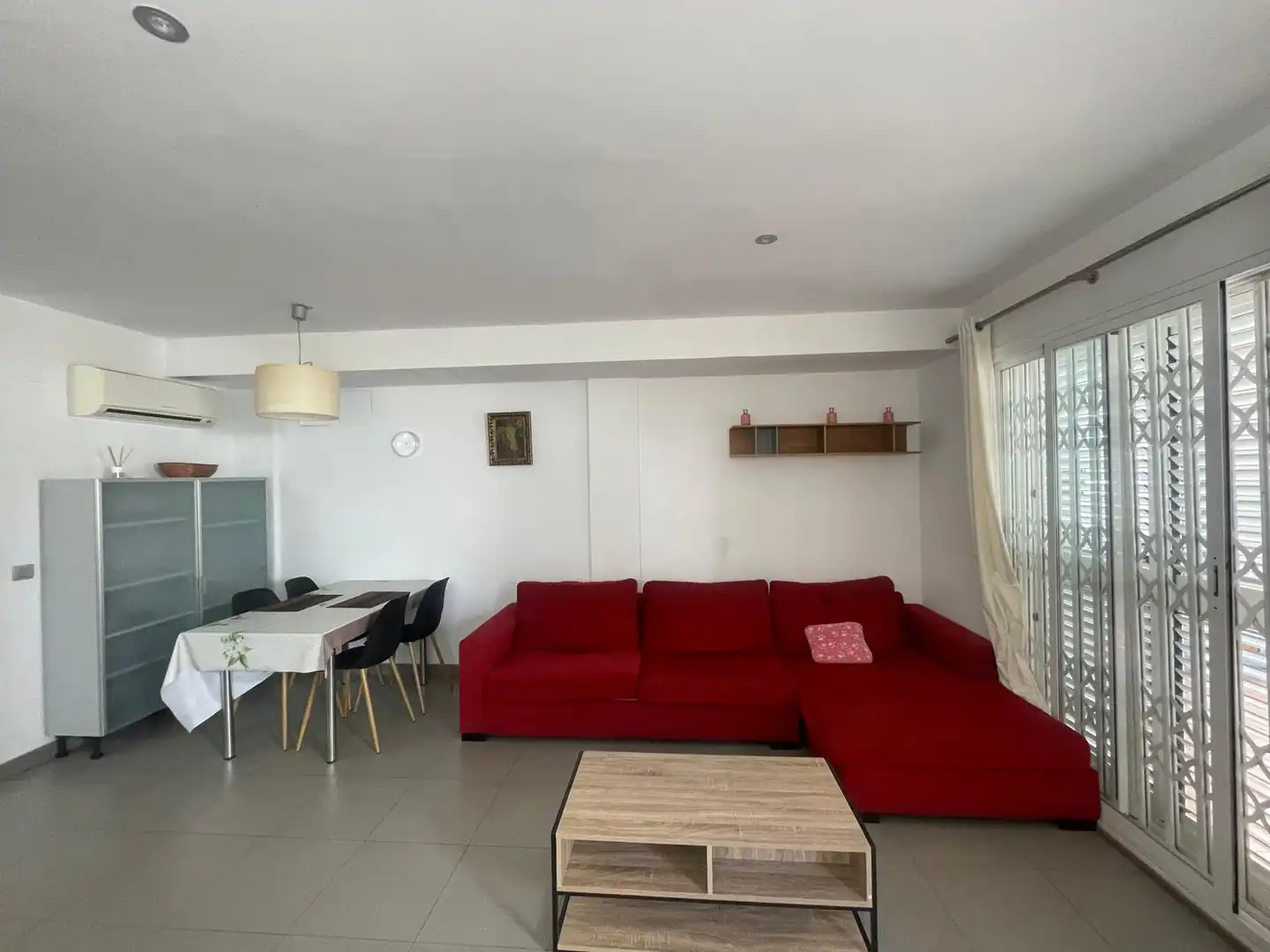 Casa aparellada en venda a Carrer Tenerife, imagen 3