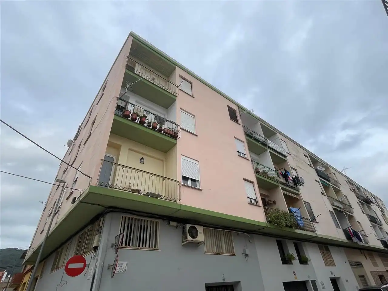 Außenansicht von Wohnung zum Verkauf in Artana