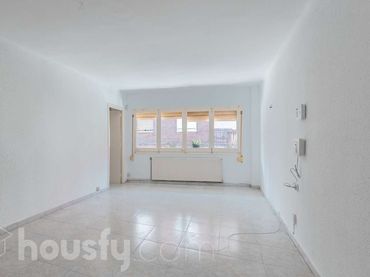 Piso con ascensor en venta en Calle Alexandre de torrelles .