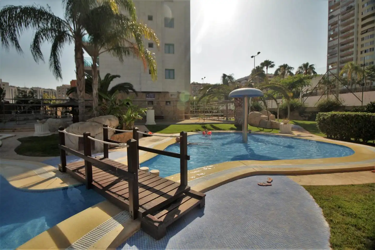Piscina de Piso de alquiler en Villajoyosa / La Vila Joiosa con Aire acondicionado, Terraza y Amueblado