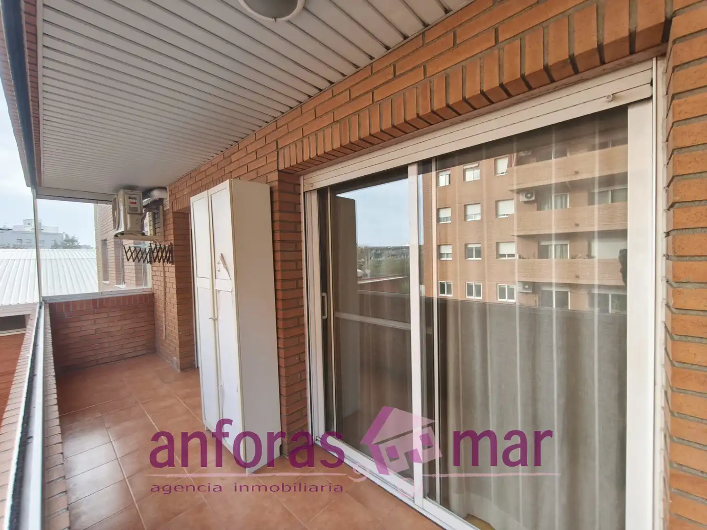 Schlafzimmer von Wohnung zum Verkauf in Tarragona mit Klimaanlage, Heizung und Terrasse