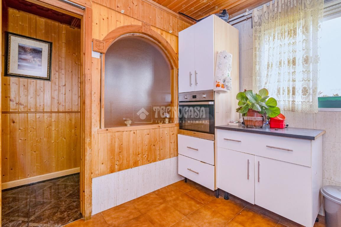 Kitchen of Single-family semi-detached for sale in Loja