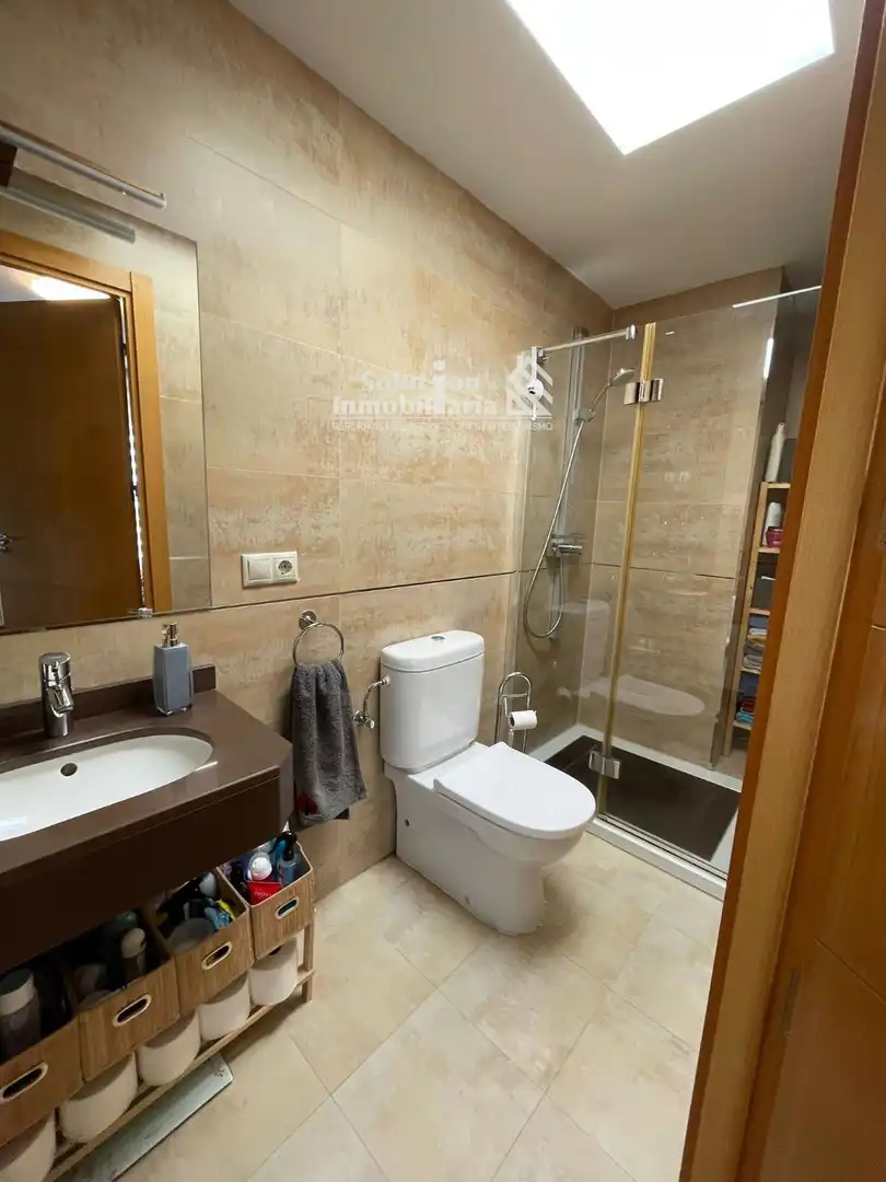 Baño de Piso en venta en San Cristóbal de la Cuesta con Aire acondicionado y Calefacción