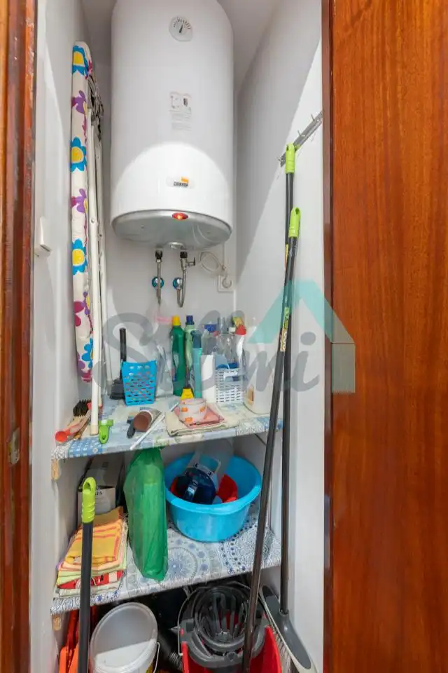 Room in Paz, El Cristo