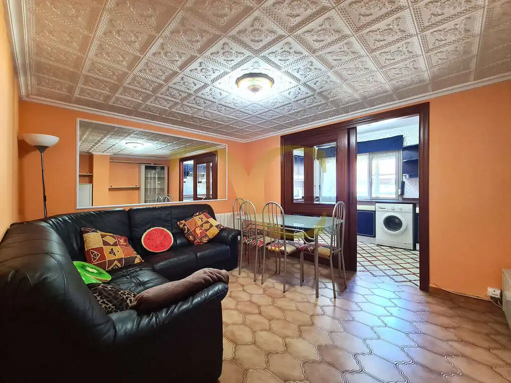 Flat with lift for sale in Calle Juan Alvargonzález, imagen 2