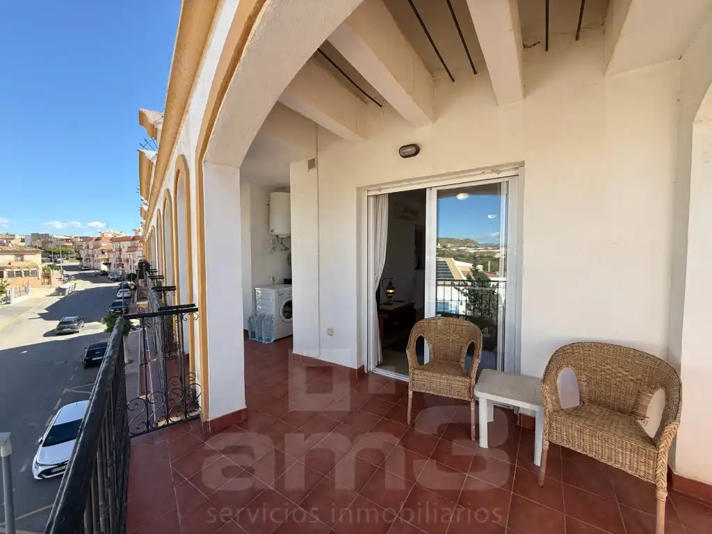 Terraza de Ático en venta en Vera con Piscina y Amueblado