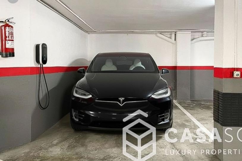 Foto 1 de Garatge en venda a Avinguda de Can Vulpelleres, 1, Coll Favà, Barcelona