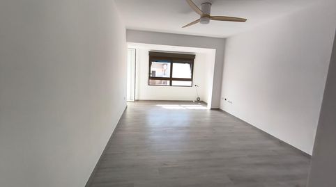 Foto 5 de Piso de alquiler en Calle del Perú, Corea, Gandia
