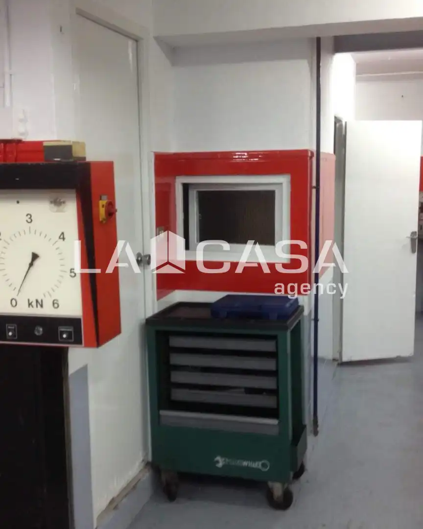 Business premises for sale in Macarena, imagen 8