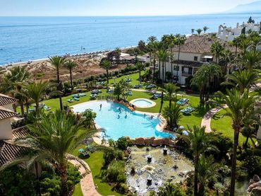 Àtic amb piscina de lloguer a Río Real - Los Monteros
