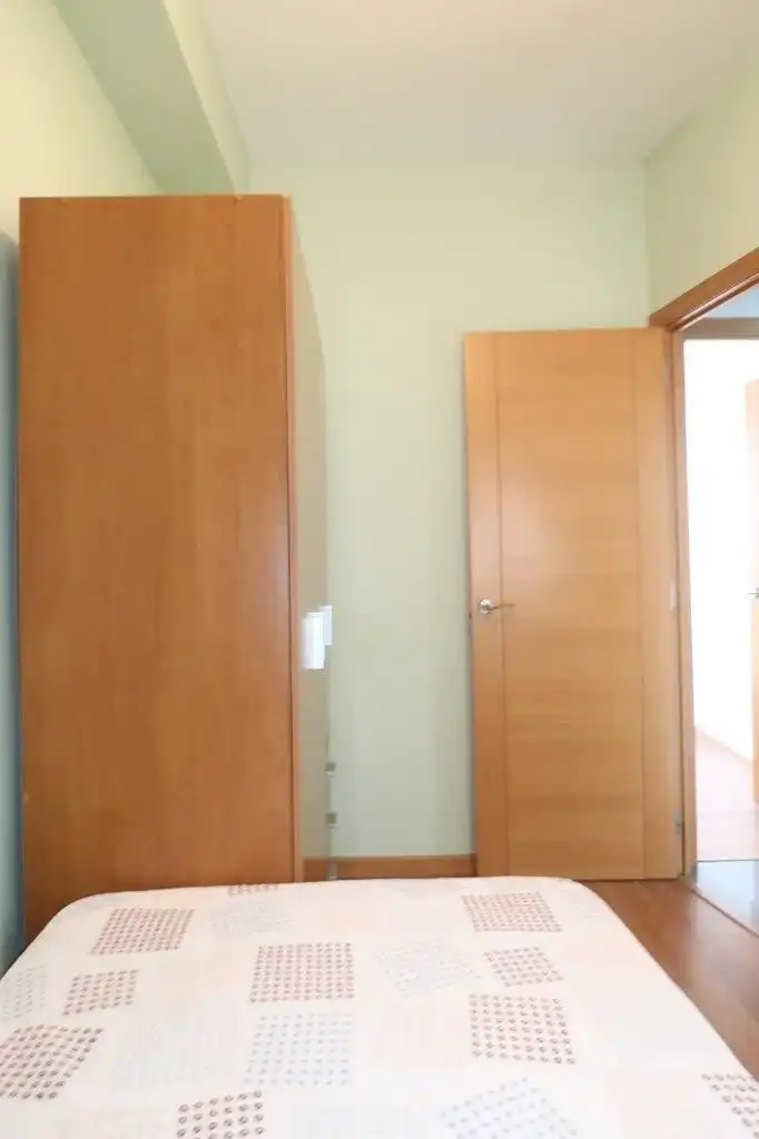 Flat for rent in A Coruña Capital   with Parquet flooring and Furnished