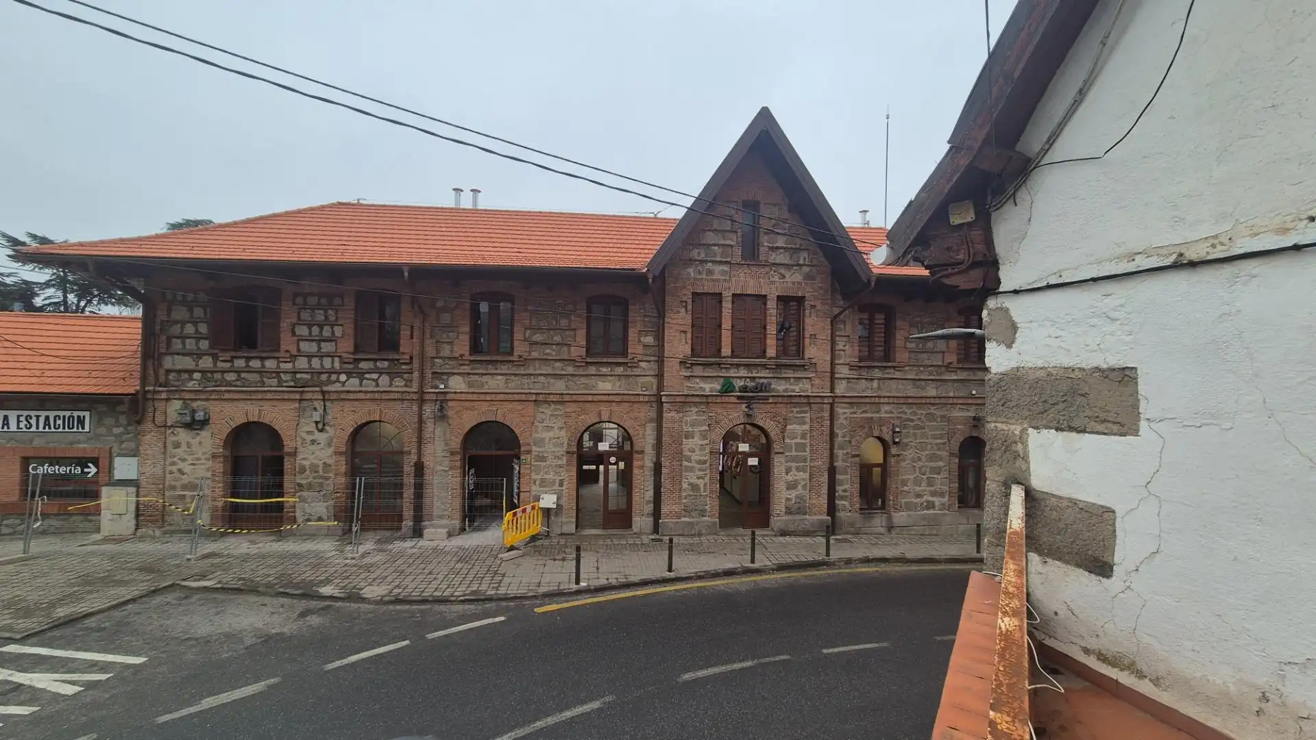 Vista exterior de Casa o chalet en venta en Cercedilla con Jardín privado, Terraza y Balcón