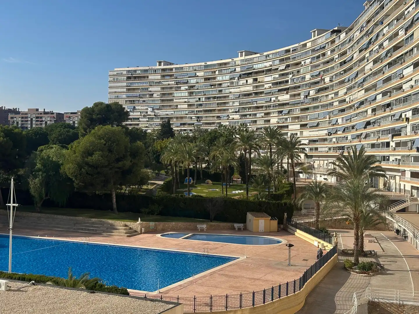 Piscina de Apartament en venda en Sant Joan d'Alacant amb Aire condicionat, Terrassa i Forn