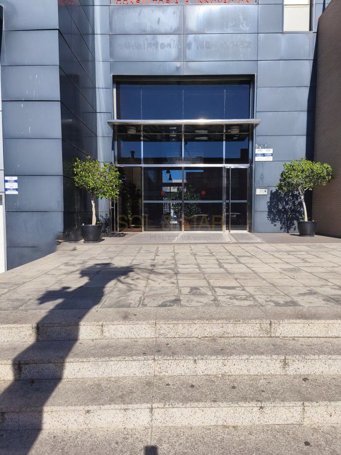 Exterior view of Office for sale in Málaga Capital  with Air Conditioner and Furnished