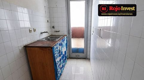Foto 5 de Piso en venta en Barri dels Escriptors, Salt