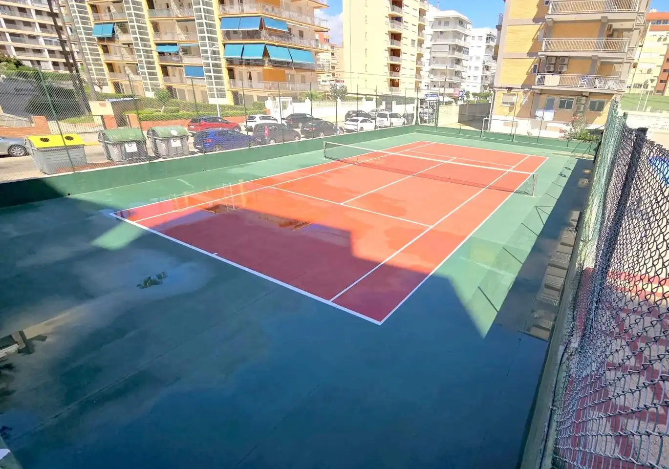 Aparcament de Apartament en venda en Gandia amb Aire condicionat, Terrassa i Moblat