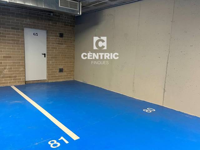 Garaje en Alquiler en Barri del Centre