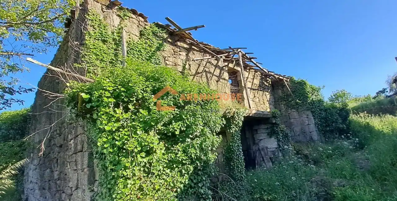 Casa con terraza en venta en A Bola, imagen 2