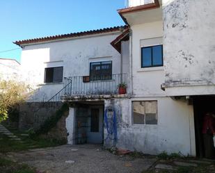 Vista exterior de Casa o xalet en venda en A Guarda   amb Terrassa