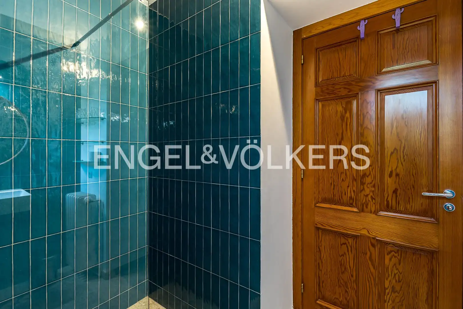 Baño de Finca rústica en venta en Vilanova i la Geltrú con Calefacción, Jardín privado y Terraza