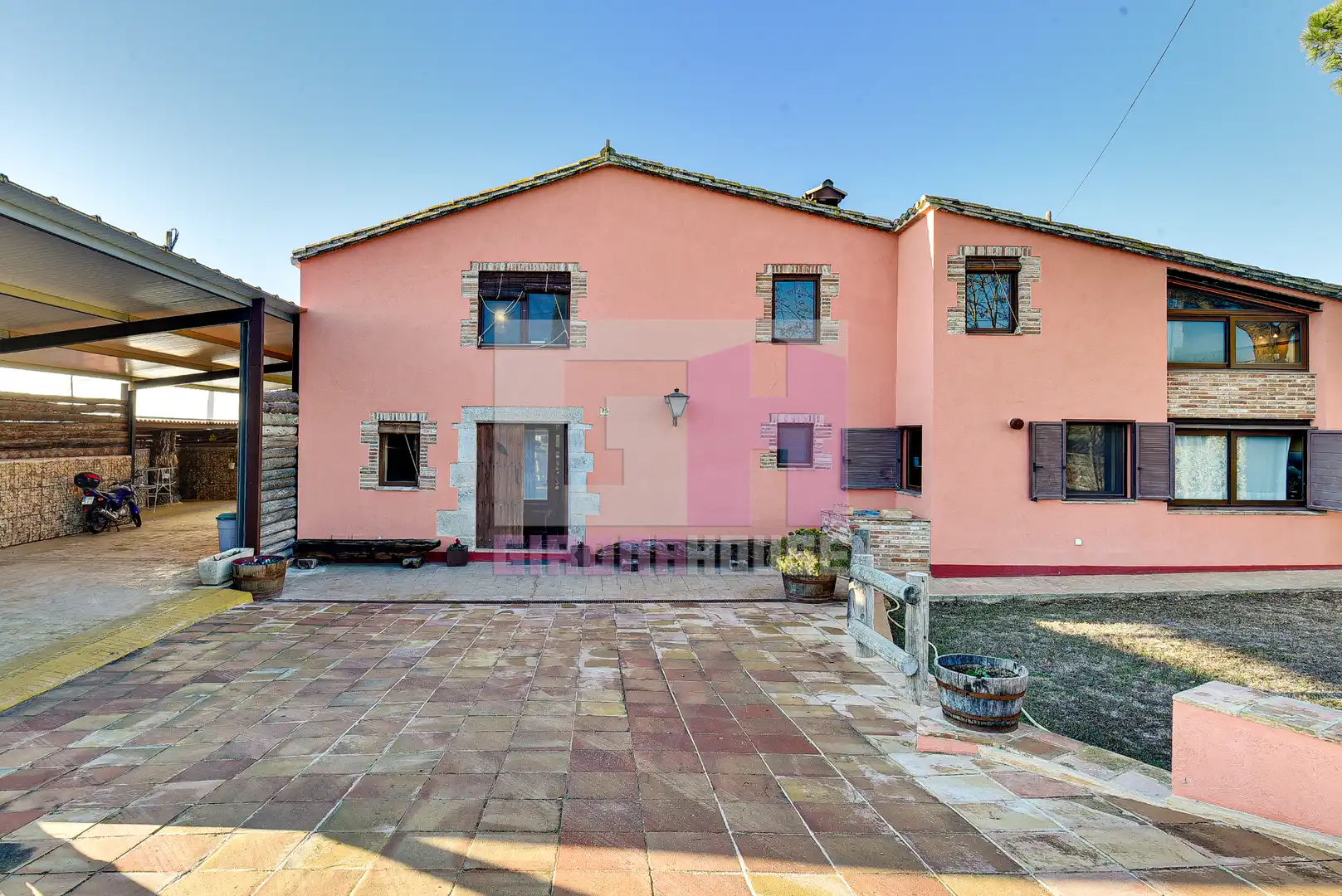 Vista exterior de Casa o xalet en venda en Sant Andreu Salou amb Aire condicionat, Calefacció i Jardí privat