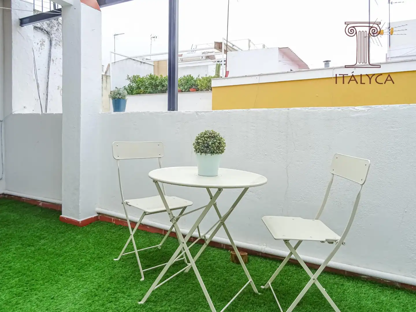 Terrasse von Dachboden zum Verkauf in Sevilla mit Klimaanlage, Terrasse und Abstellraum