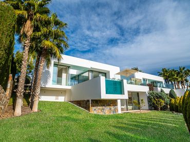 Apartament amb balcó en venda a Calle colinas golf