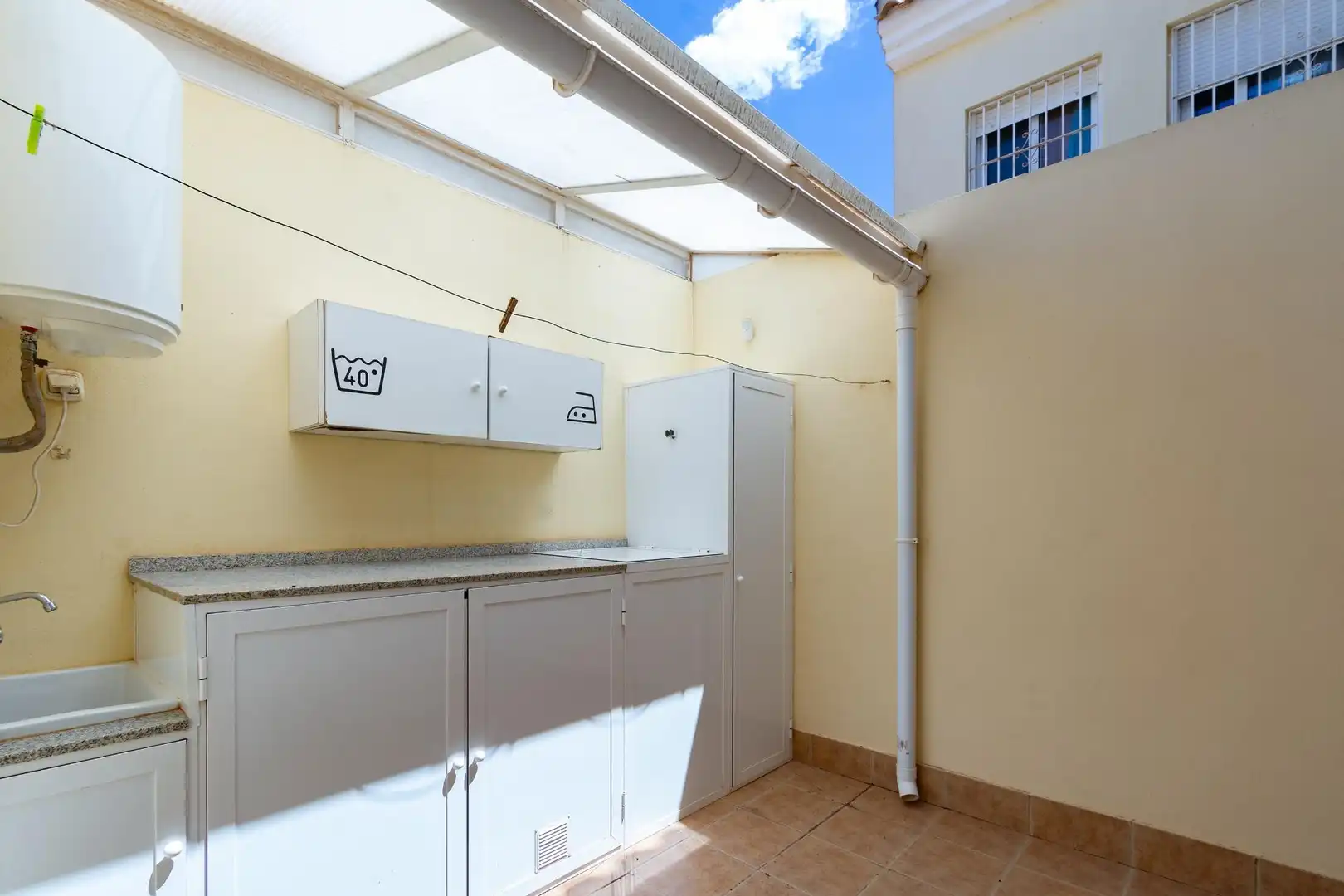 Cocina de Casa o chalet en venta en Cartagena con Aire acondicionado, Calefacción y Jardín privado