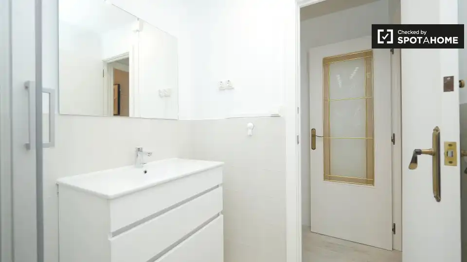 Habitación en El Camp de l'Arpa del Clot