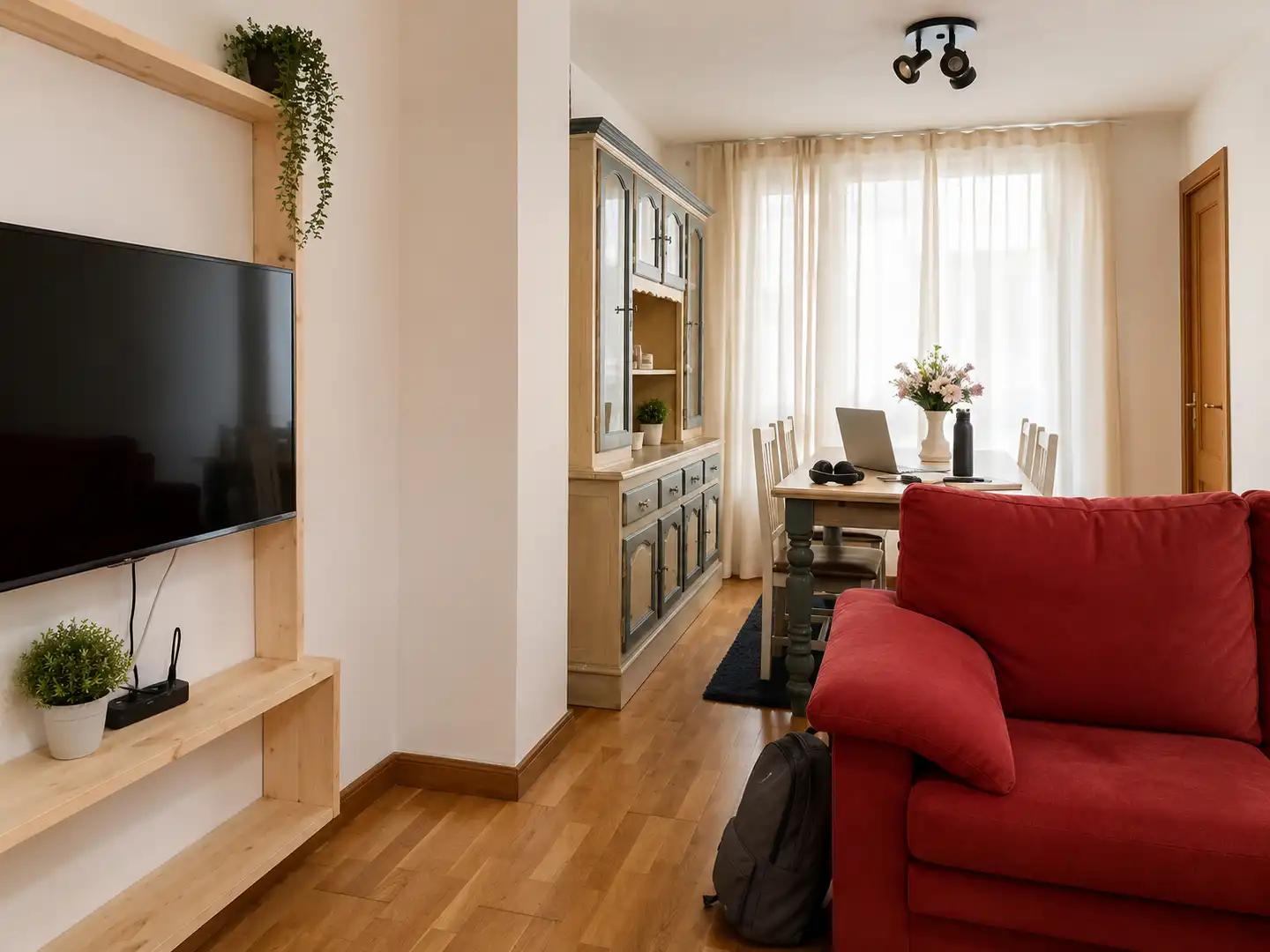 Wohnung zur Miete in Calle Ramón Menéndez Pidal, Los Castros