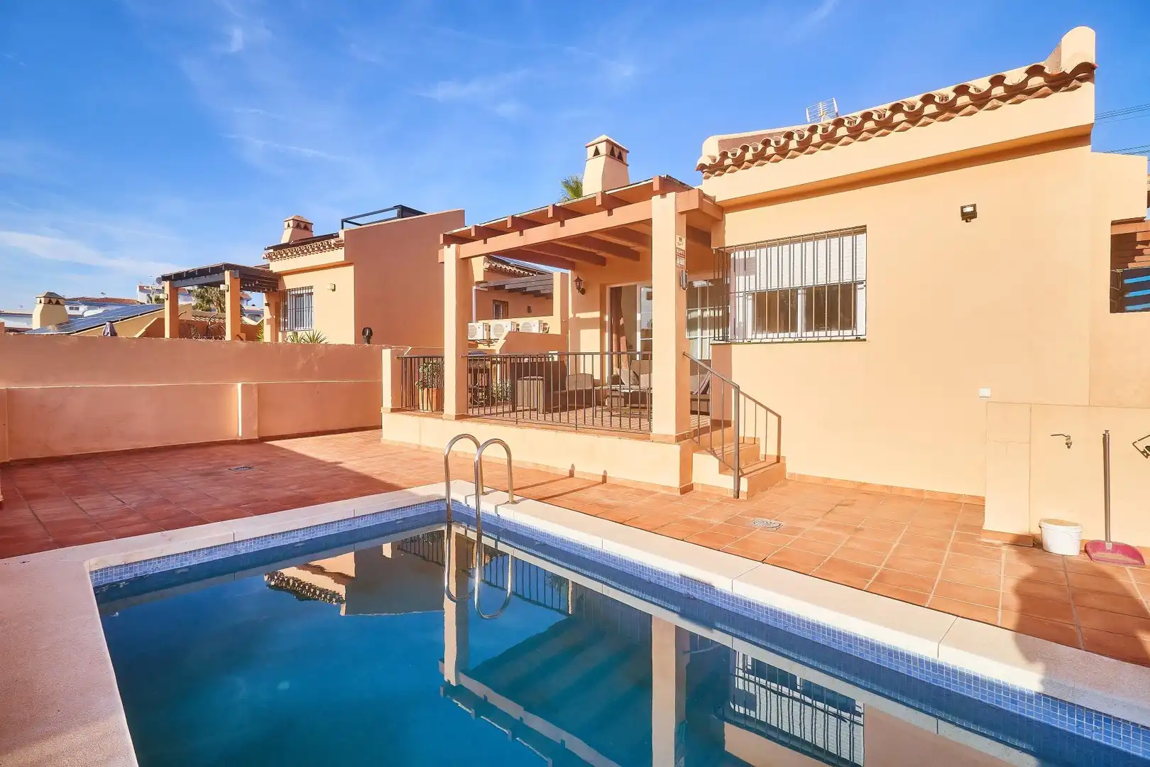 Vista exterior de Casa o chalet en venta en Mijas con Jardín privado, Terraza y Trastero