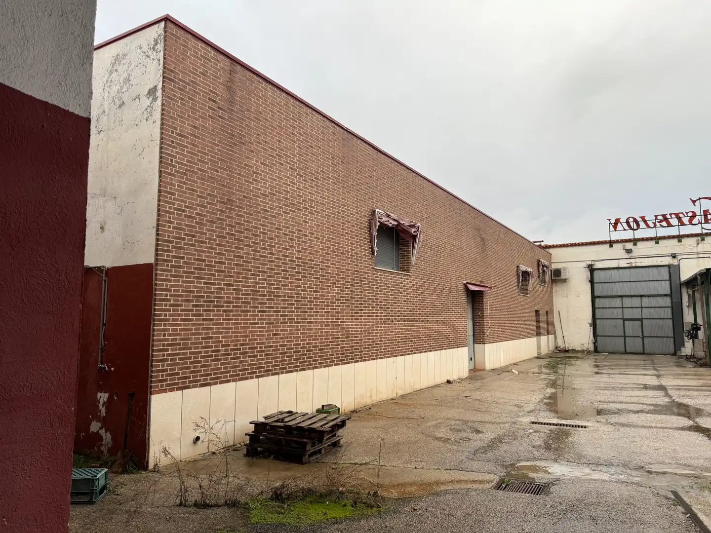 Nau industrial en venda a Calle Real, 118, El Mirador - Grillero