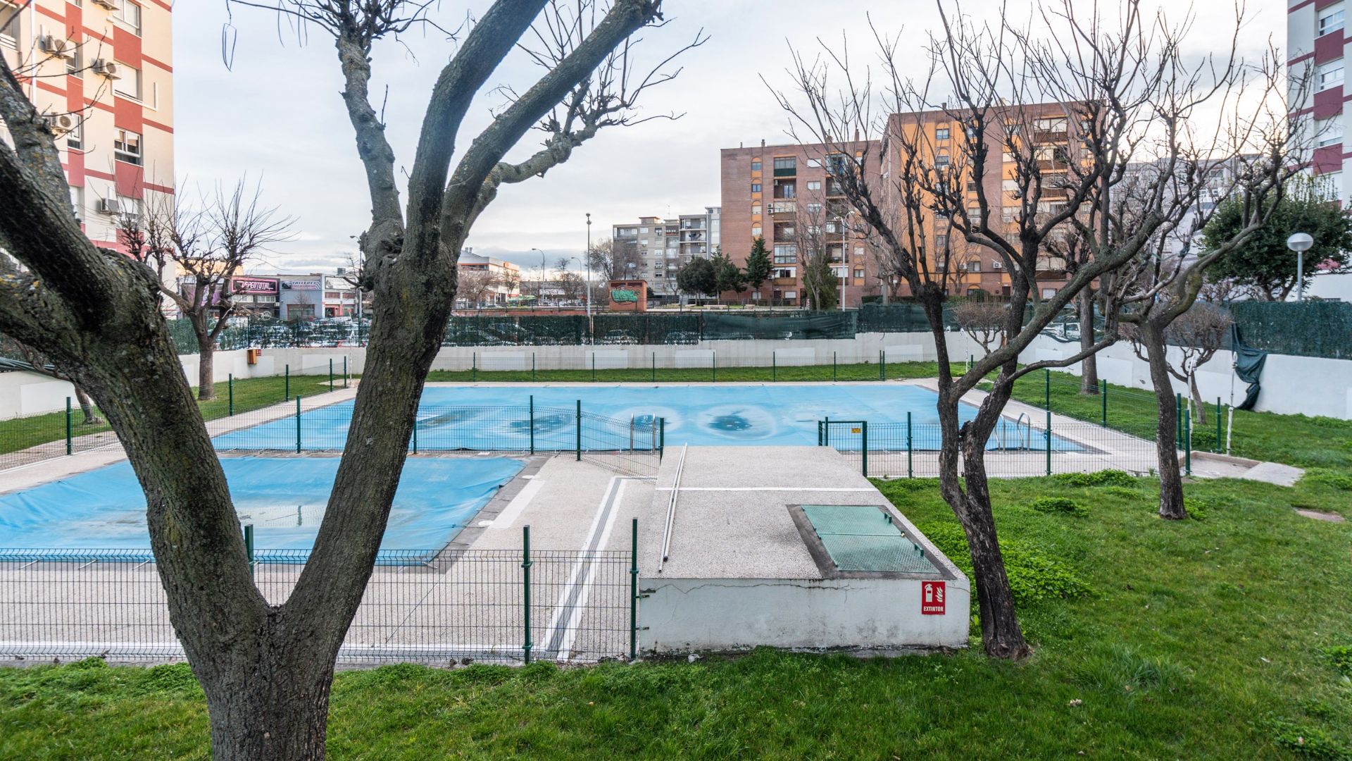Swimming pool of Flat for sale in Fuenlabrada  with Heating and Community pool