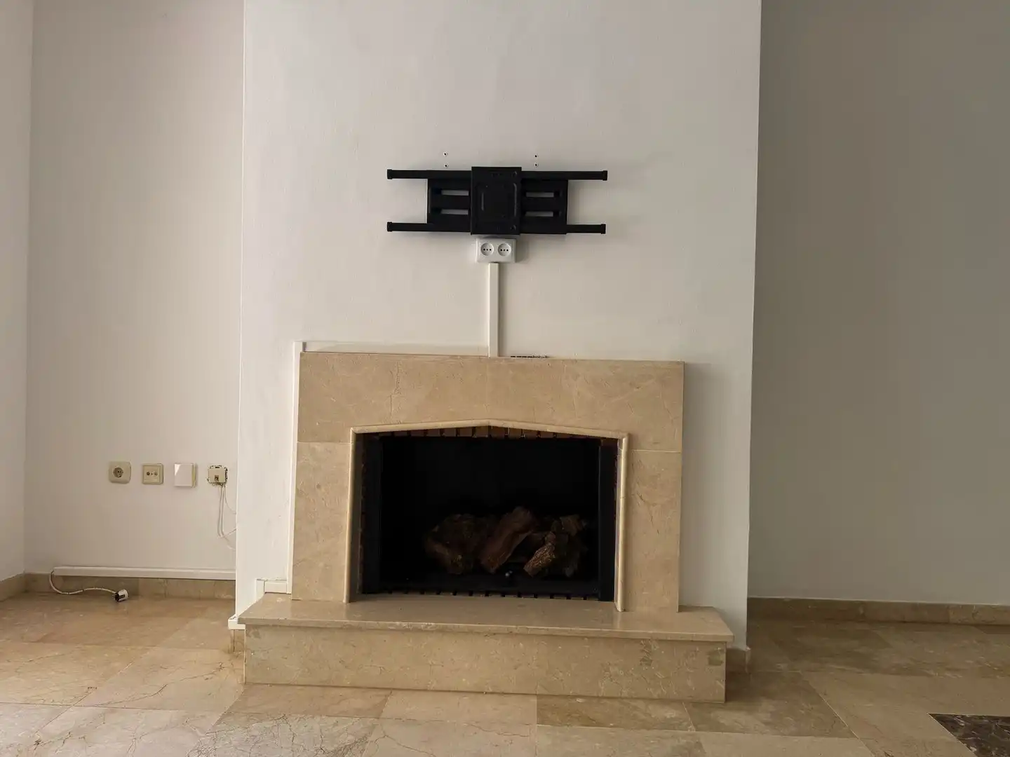 Sala de estar de Piso en venta en Marbella con Terraza y Piscina comunitaria