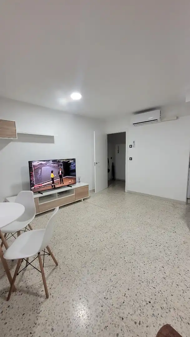 Sala d'estar de Apartament en venda en Mérida amb Aire condicionat, Traster i Moblat