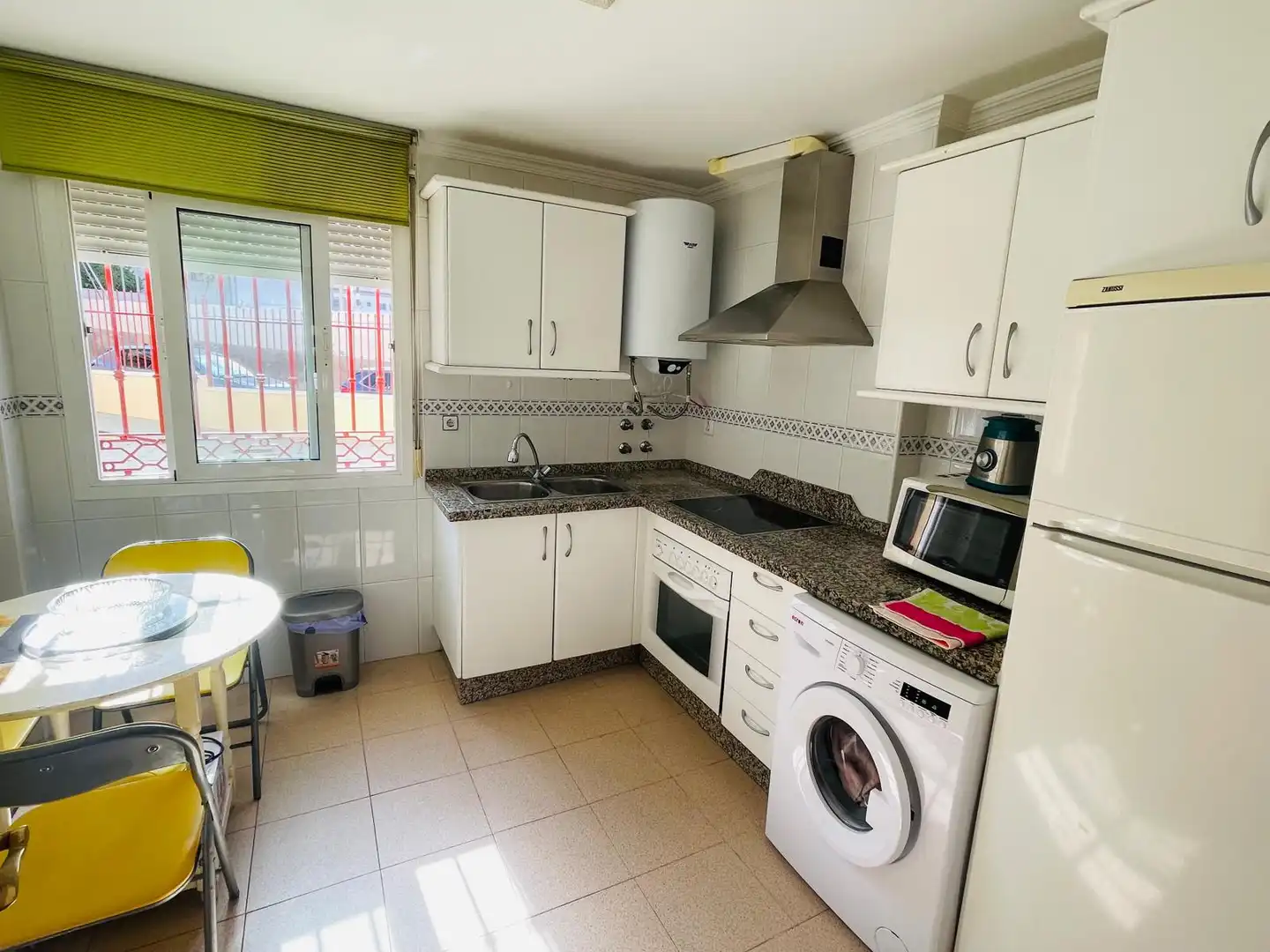 Küche von Wohnung zum Verkauf in Torrox mit Terrasse